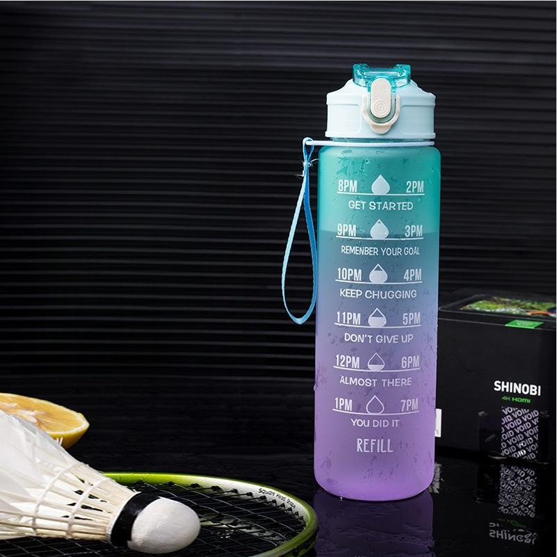 900ML Gradient Sports Cup with Bouncing Belt Straw